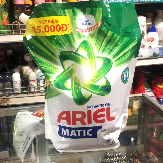 Nước Giặt Ariel Matic Túi 3.25kg