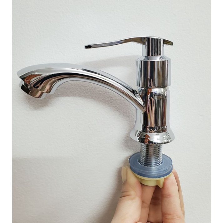 Vòi lavabo cong, vòi rửa mặt một đường nước lạnh sáng bóng giá rẻ