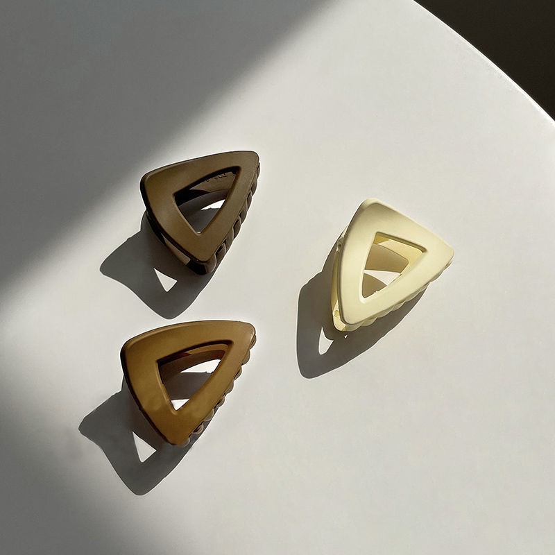 Kẹp Tóc Hình Tam Giác 2022 Kiểu Mới Cho Nữ