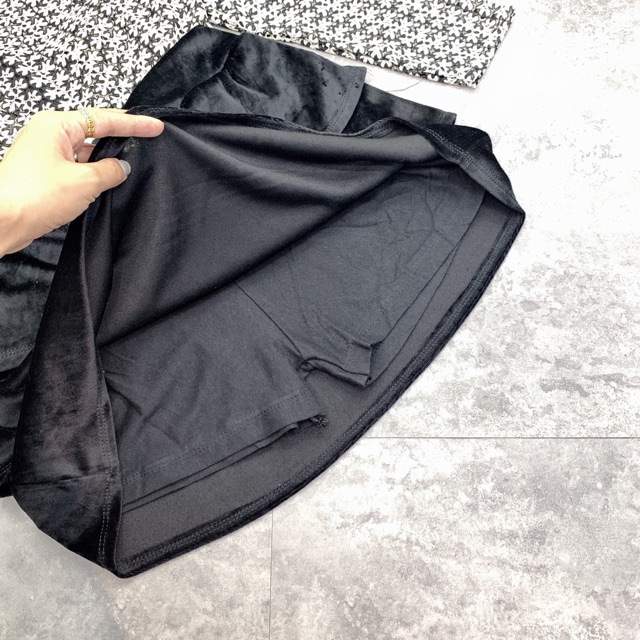 Siêu Phẩm Set áo ren mix chân váy tầng