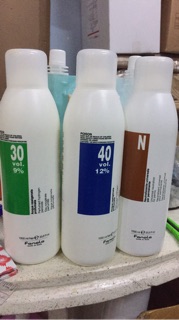 Oxy trợ nhuộm Fanola Perfumed Hydrogen Peroxide 1000ml
