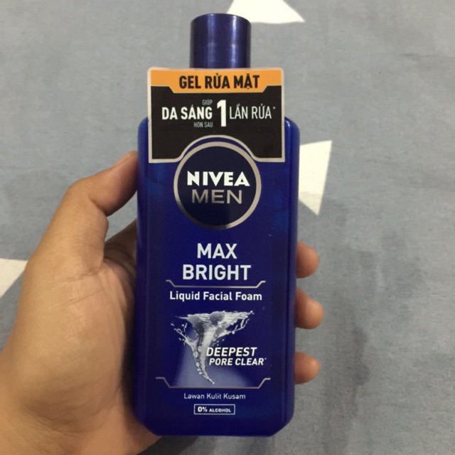 Sữa rửa mặt Nivea dạng gel