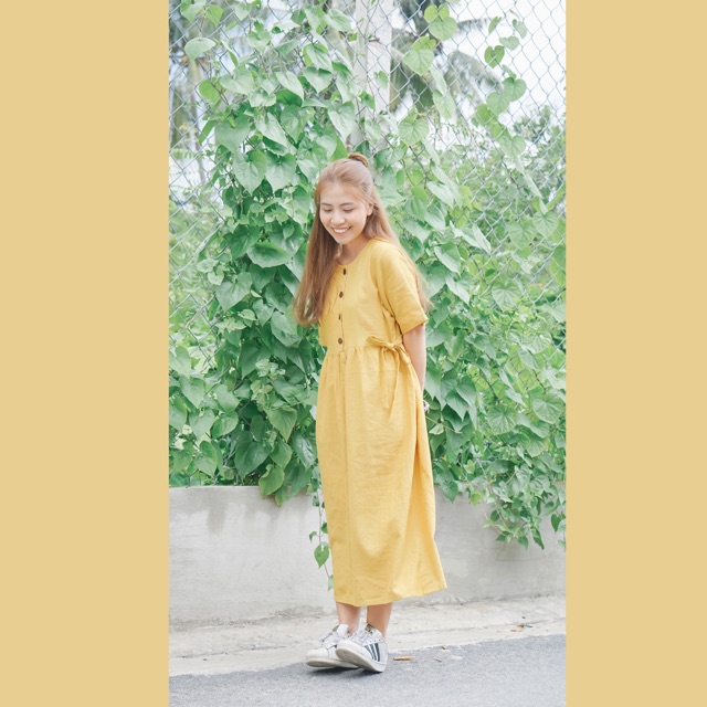 Đầm Linen thắt eo nơ - Vàng nghệ cực tôn da