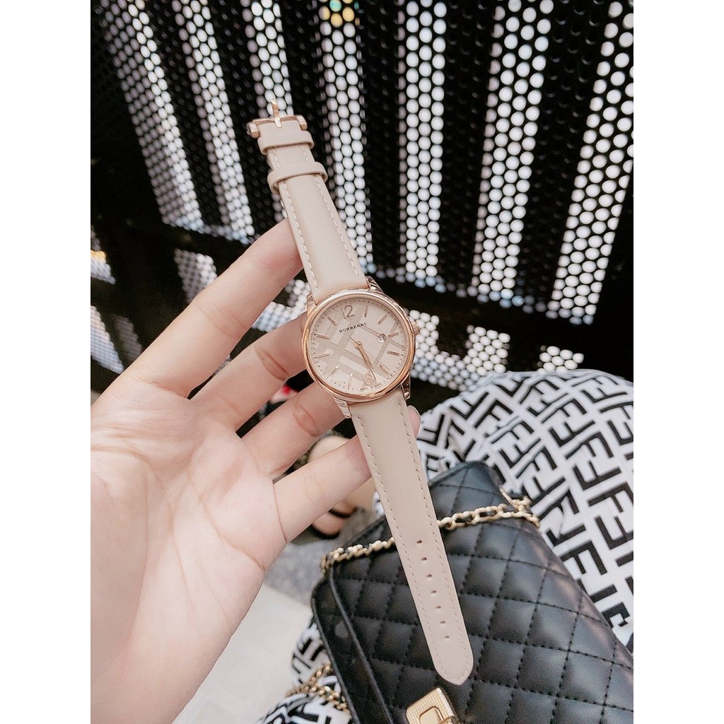 Đồng hồ nữ Burberry dây da mềm tính tế, size 32mm