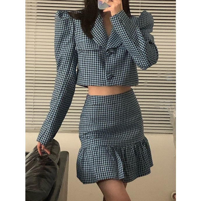 Bộ đồ hai món gồm áo vest ngắn + chân váy eo cao thời trang mùa thu Hàn Quốc 2021 mới cho nữ (có bán lẻ)