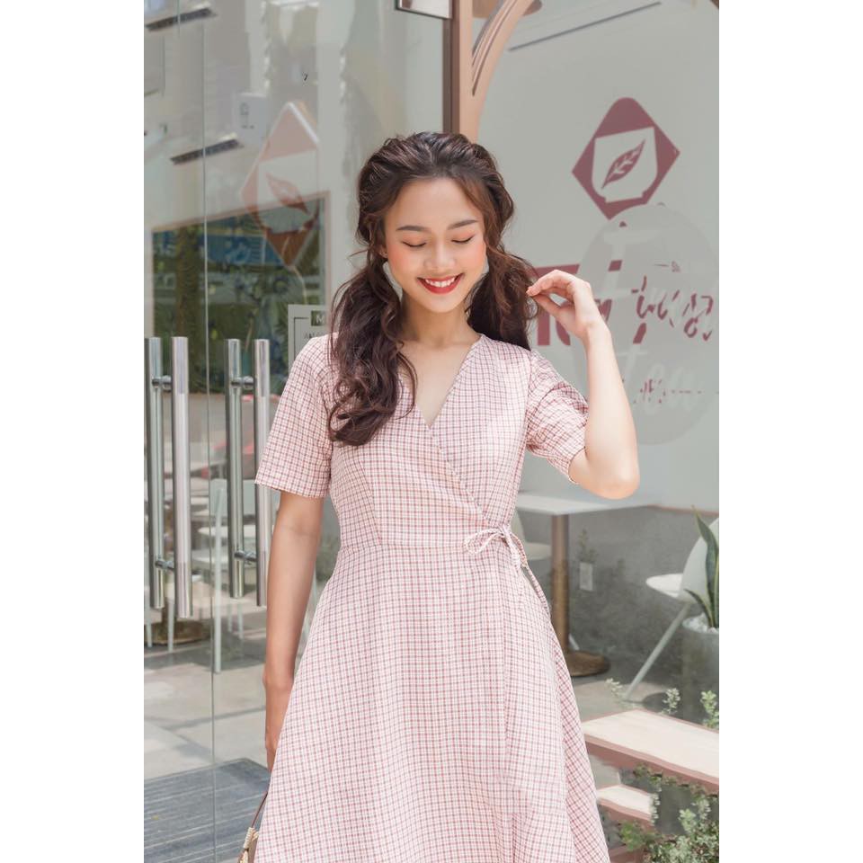 ĐẦM SUÔNG NỮ VẠT CHÉO CARO | BigBuy360 - bigbuy360.vn