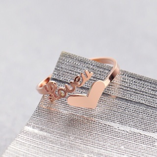 Nhẫn love trái tim titan