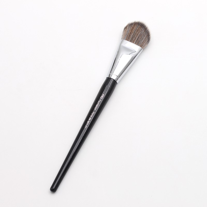 Sephora #47 Slope Foundation Brush Bevel Professional Liquid Foundation Makeup Brush