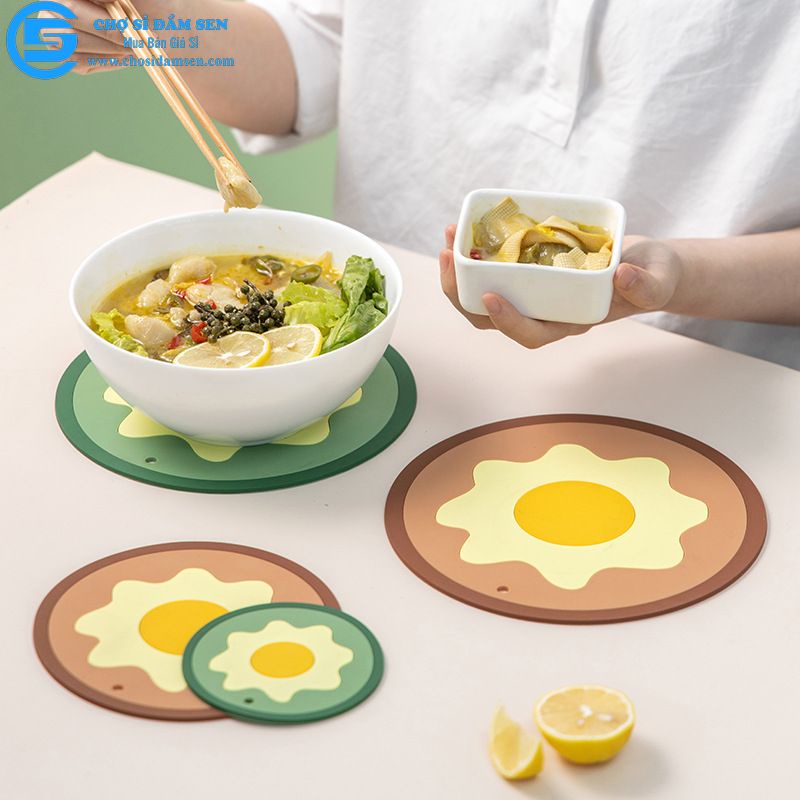 Lót nồi hình Trứng chống trơn trượt, cách nhiệt tốt cute,  Tấm lót bàn hoạt hình xinh xắn, lót nồi silicone chịu nhiệt