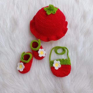 Combo nón giày hình quả dâu cho bé