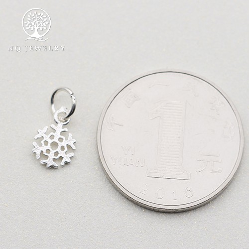Mặt dây chuyền hình bông tuyết - NQ Jewelry