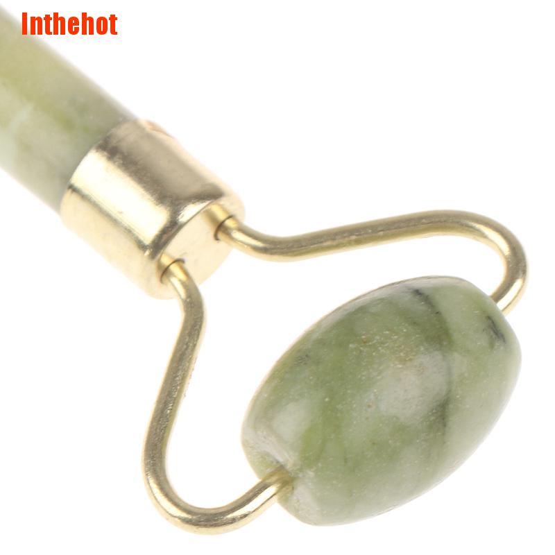 Bộ Sản Phẩm Massage Bao Gồm Cây Lăn Và Đá Ngọc Bích Giúp Thư Giãn Hiệu Quả