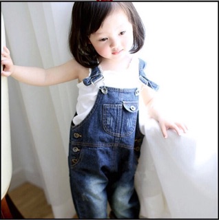 Yếm bò bé gái