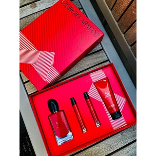 SET GIFT BOX NƯỚC HOA NỮ GIORGIO ARMANI SÌ PASSIONE EDP 100ml