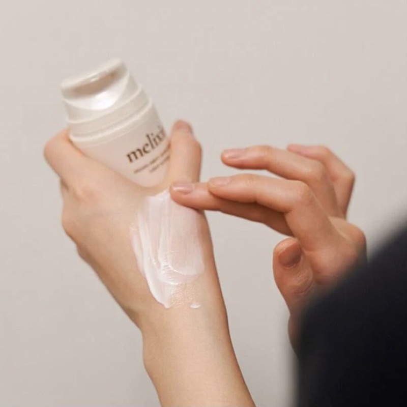 Kem chống nắng hóa học thuần chay cho mọi loại da MELIXIR Vegan Airfit Sunscreen SPF50+ PA++++ 50ml