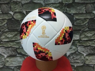 Quả bóng đá mẫu mới  nhất năm 2018( bóng số 5)
