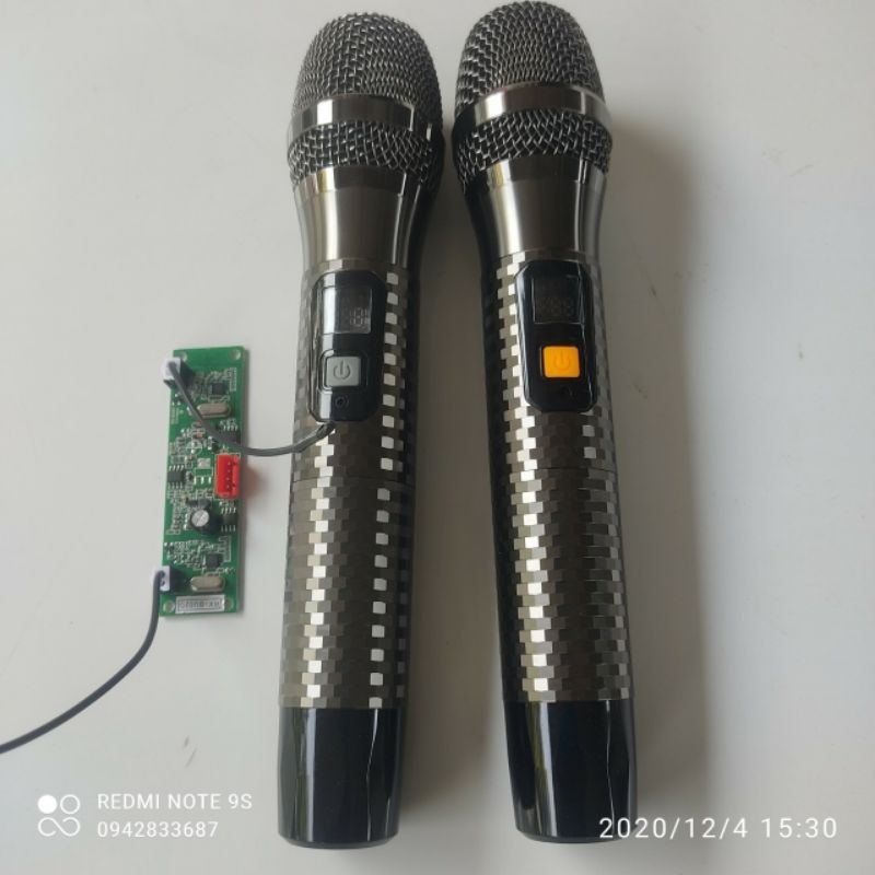 Micro Kim Loại Diamond UHF Loa Kéo Cao Cấp Mẫu Mới