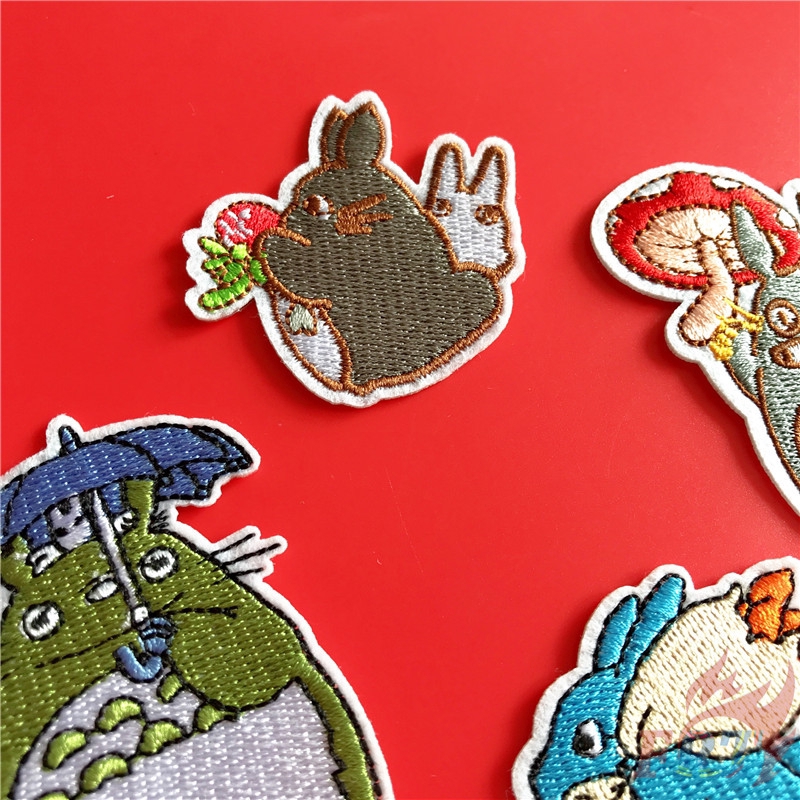 Set 1 / 2 Miếng Vá Quần Áo Hình Totoro Dễ Thương