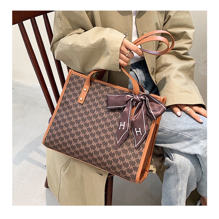 Túi Tote Đeo Vai / Xách Tay Sức Chứa Lớn In Họa Tiết Trái Tim Màu Tím Phong Cách Phương Tây Thời Trang Mùa Hè 2021 Mới