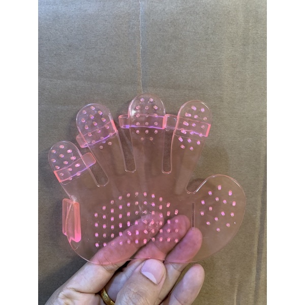 Găng tay cao su tắm chó mèo