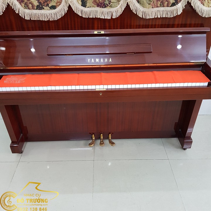 Khăn phủ phím đàn Piano có chữ Nhật