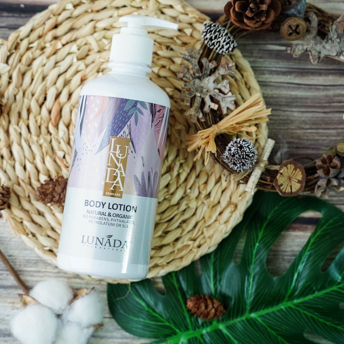 Kem dưỡng trắng body Natural & Organic Lunada