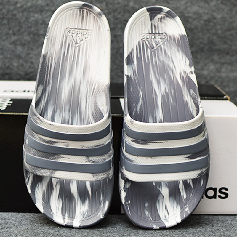 Adidas Duramo Camo màu xám trắng sọc xám