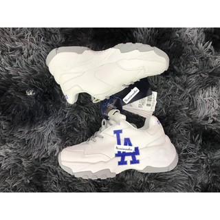M.L.B sale sốc