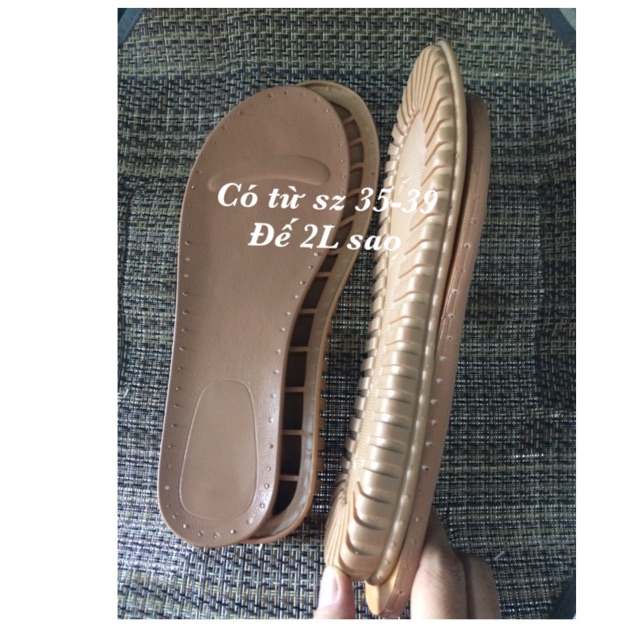Phụ kiện móc giày len đục lỗ sẵn- đế hai lớp sao