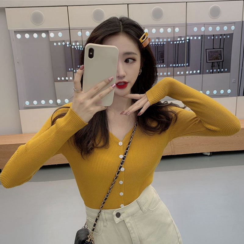 Áo khoác cardigan cổ chữ V màu trơn phối nút phong cách Hàn Quốc