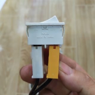 Công tắc 220v 16A Made in Japan