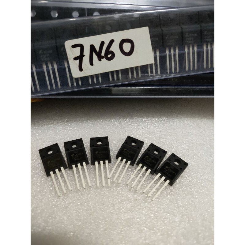 5 Con MOSFET 7N60