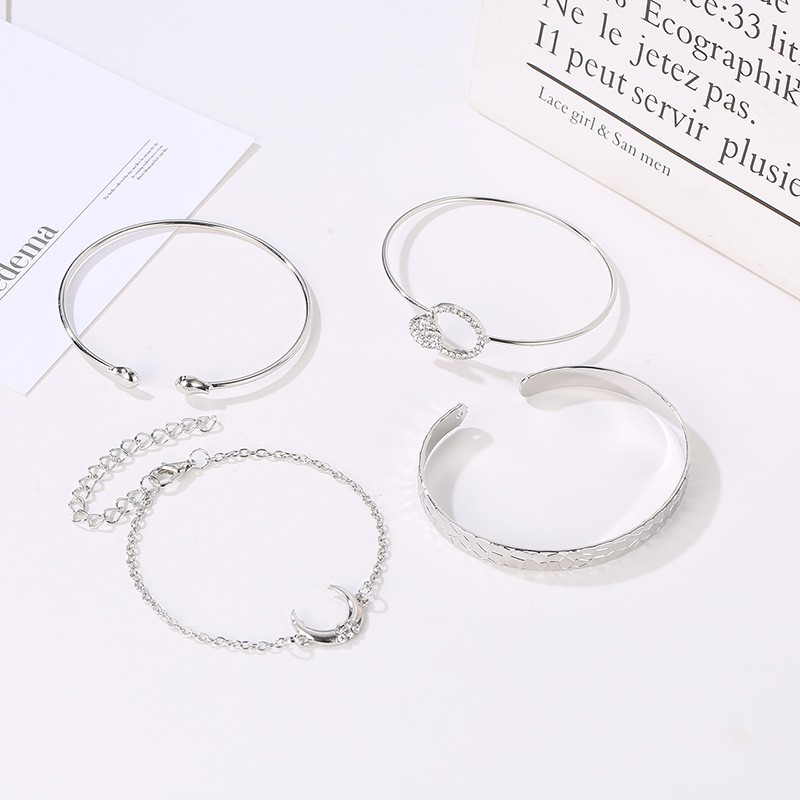 Set 4 Vòng Tay Hợp Kim Đính Đá Nhân Tạo Thời Trang Cho Nữ