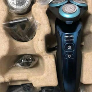 Máy cạo râu Philips s6550