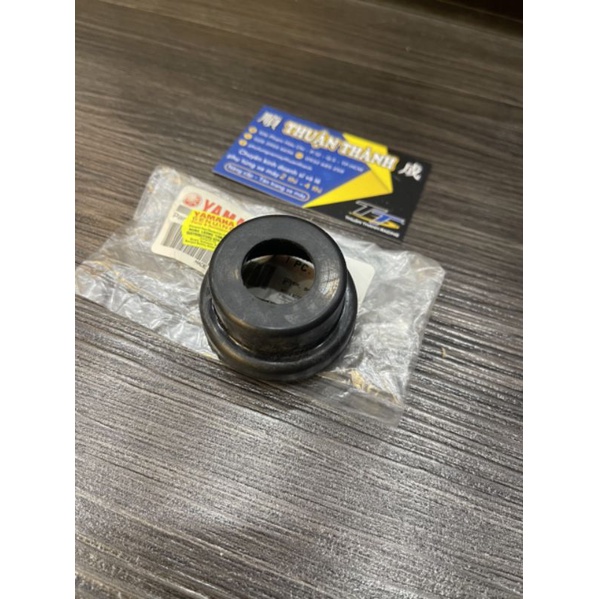 Cao Su Chụp tán cổ Yaz zin - Yaz125