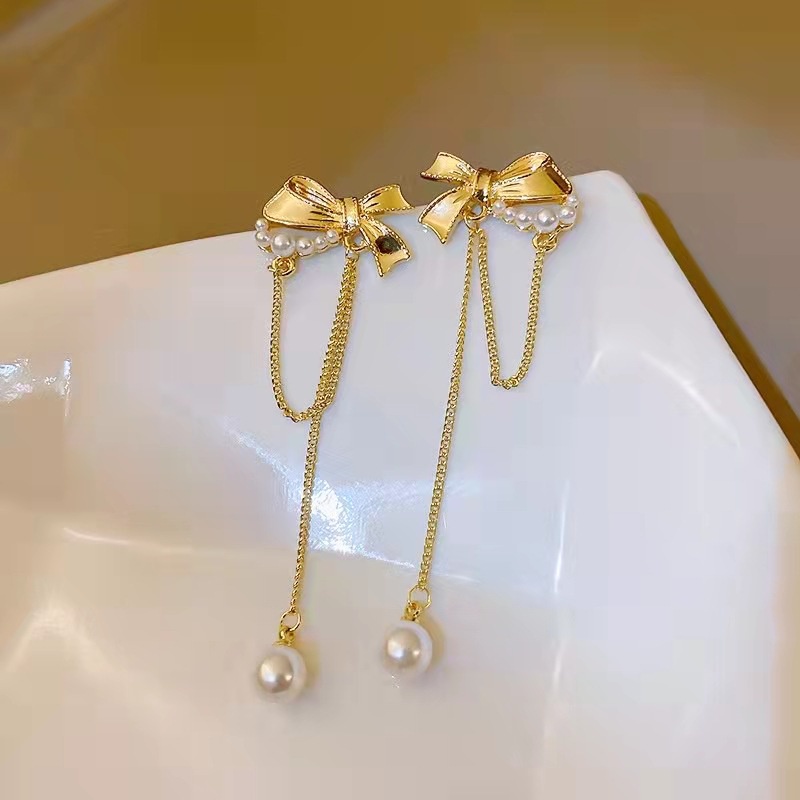 Bông Tai Mạ Bạc 925 Hình Nơ Tua Rua Đính Ngọc Trai Phong Cách Hàn Quốc