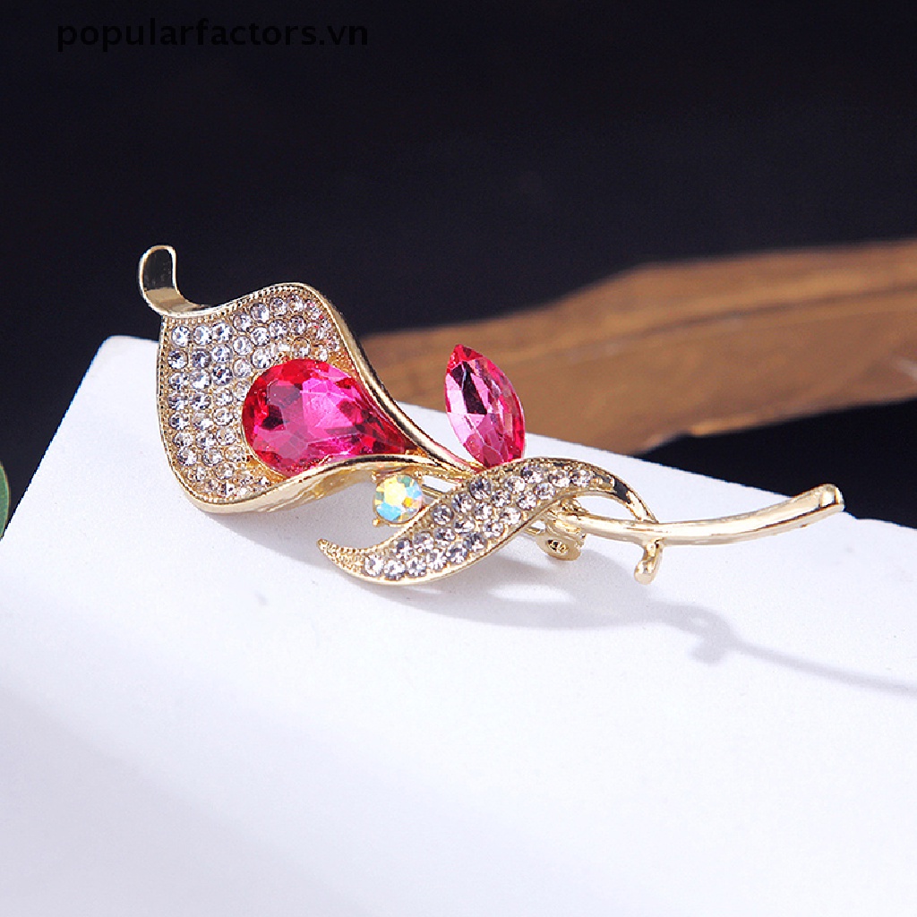 Ghim cài áo hình hoa hồng đính đá pha lê thời trang