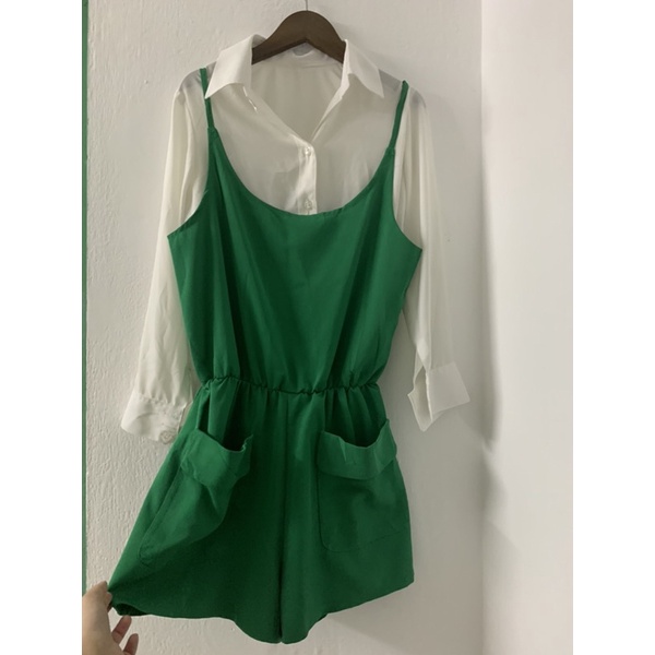 Jumpsuit xanh lá hiệu Nhật