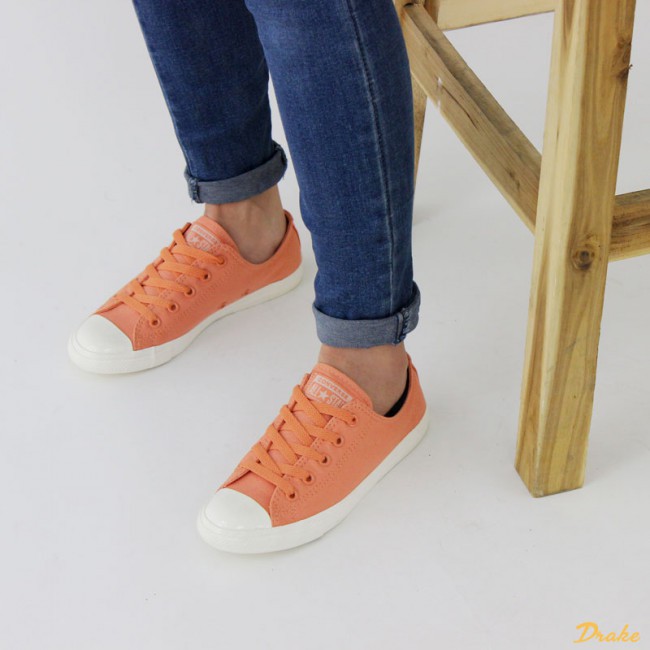 Giày sneakers Converse Chuck Taylor All Star Dainty 563477C