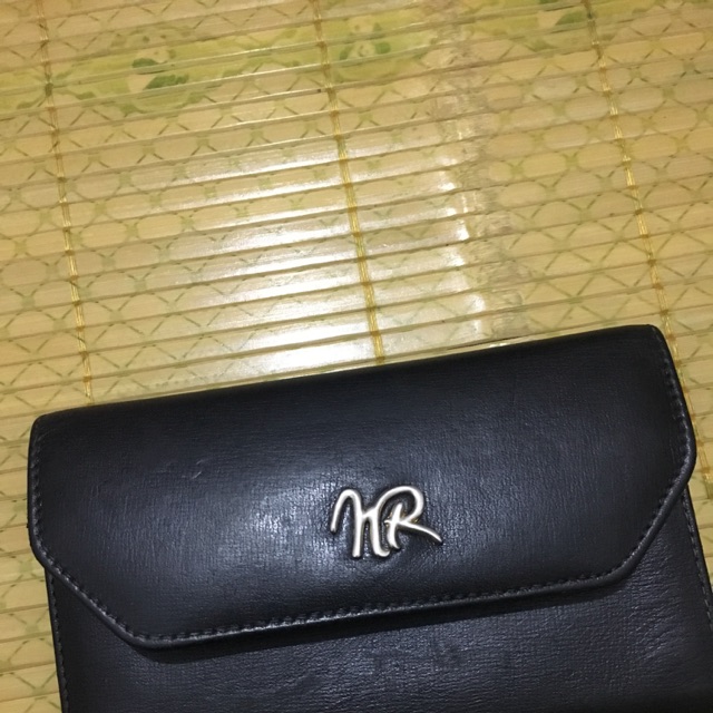 Ví hiệu Nina Ricci chuẩn