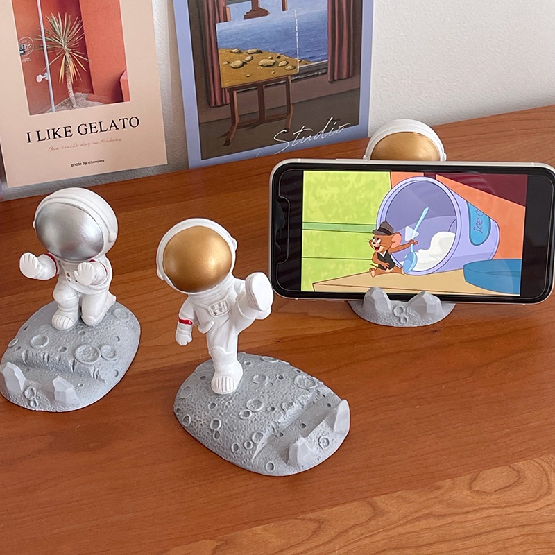 Giá đỡ bút / điện thoại hình phi hành gia 3D đáng yêu