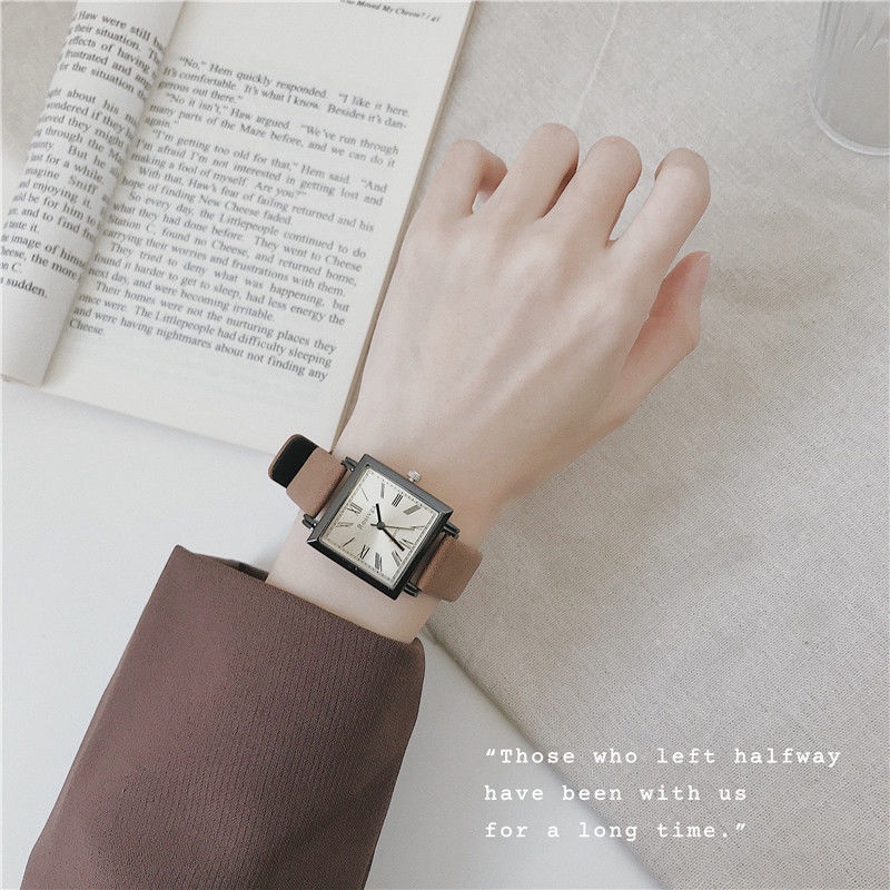 Đồng Hồ Đeo Tay Thời Trang Mặt Vuông Thiết Kế Đơn Giản Retro Chống Thấm Nước Chất Lượng Cao