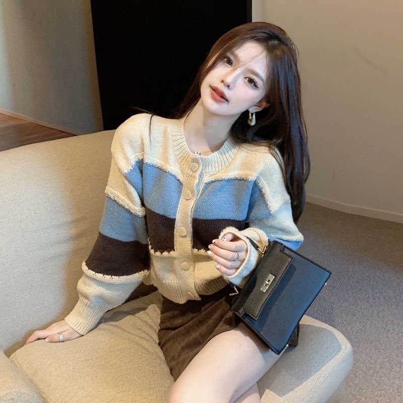 Áo cardigan len dáng ngắn phối màu vintage phong cách hàn quốc | BigBuy360 - bigbuy360.vn