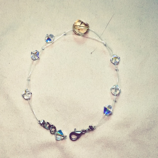 Lắc tay pha lê Swarovski mã MV008