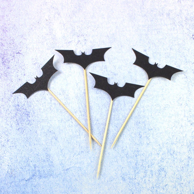 Set que cắm Batman trang trí bánh kem (10.22)