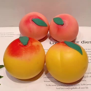Squishy QUẢ ĐÀO MÀU VÀNG Mochi mềm mịn dễ thương chân thực giảm stress co dãn đàn hồi ngộ nghĩnh bóp giải trí