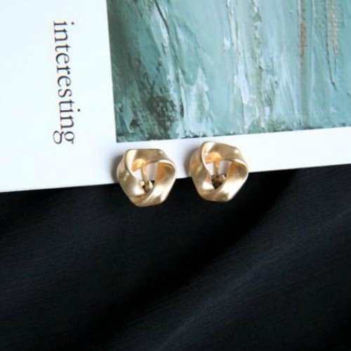 Khuyên tai hình tam giác vàng phong cách Hàn Quốc thanh lịch dành cho nữ