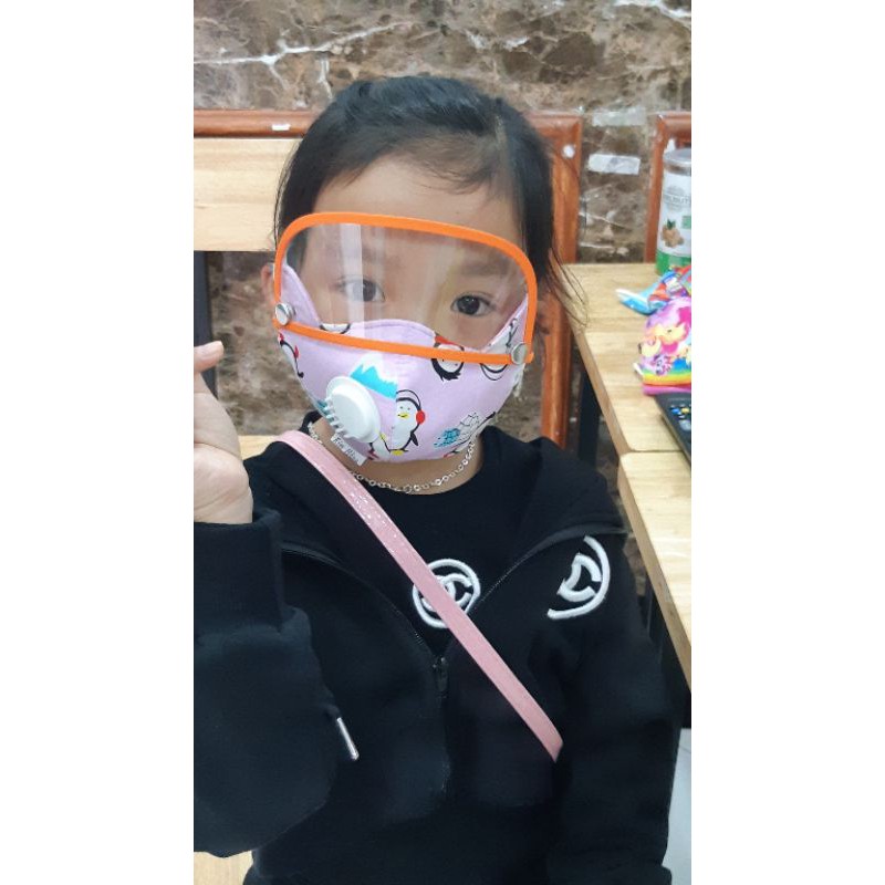 KHẨU TRANG TRẺ EM VẢI 5LOP KHÁNG KHUẨN KÈM KÍNH CHẮN TIA BỌT CÓ VAN THỞ CHUYÊN DÙNG | BigBuy360 - bigbuy360.vn