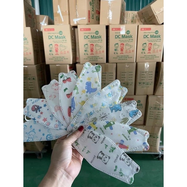 Khẩu trang y tế trẻ em