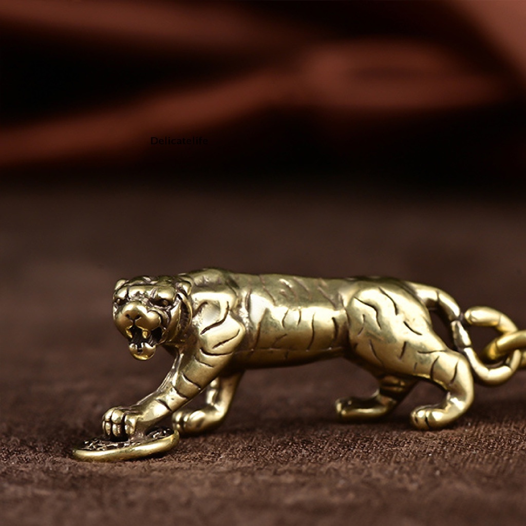 Mặt dây chuyền bằng đồng hình con hổ năm mới 2022